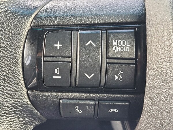 Used Toyota Hilux 2023 for sale - 76304493: Photo 46