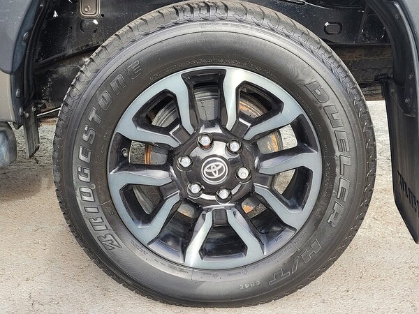 Used Toyota Hilux 2023 for sale - 76304493: Photo 7
