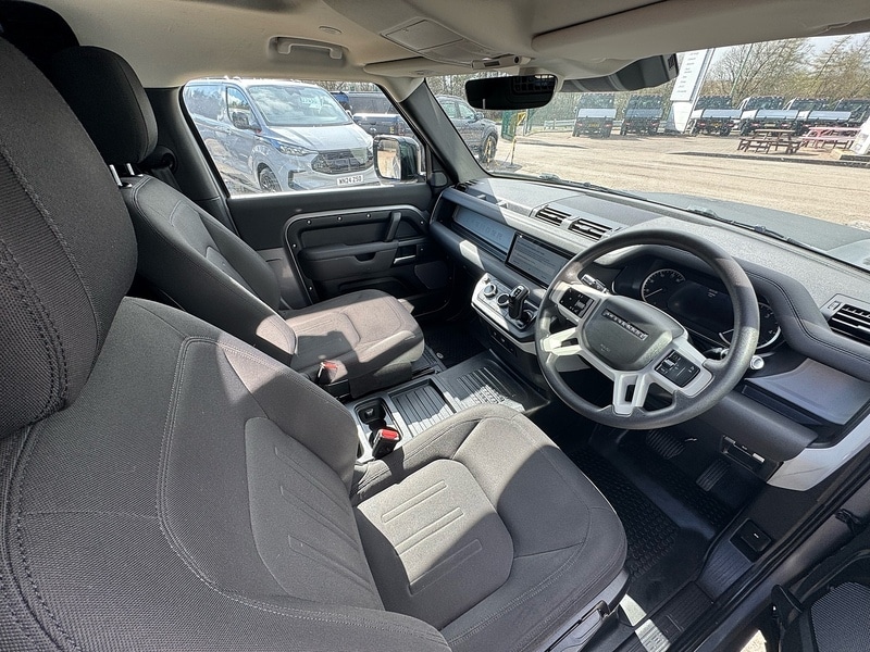 Used Land Rover Defender 2021 for sale - 78016595: Photo 11