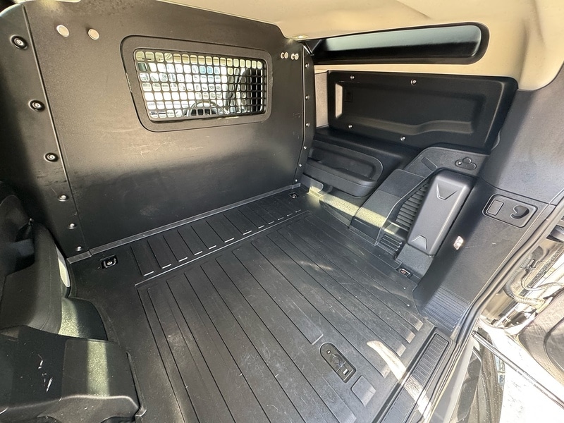 Used Land Rover Defender 2021 for sale - 78016595: Photo 15