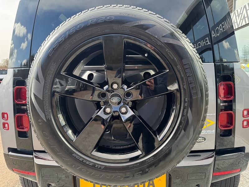 Used Land Rover Defender 2021 for sale - 78016595: Photo 28