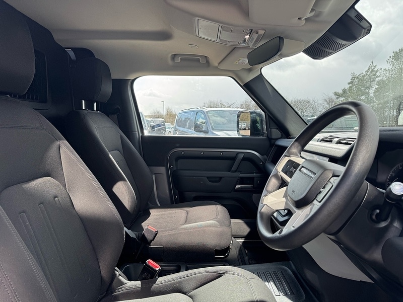 Used Land Rover Defender 2021 for sale - 78016595: Photo 6