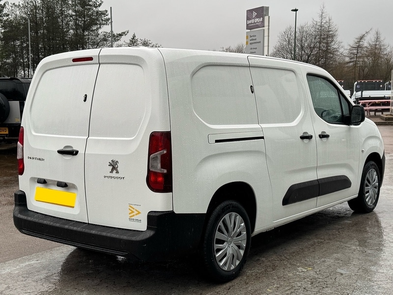 Used Peugeot Partner 2020 for sale - 77272361: Photo 2