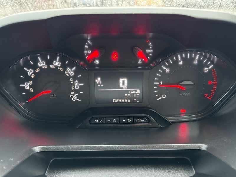 Used Peugeot Partner 2020 for sale - 77272361: Photo 31