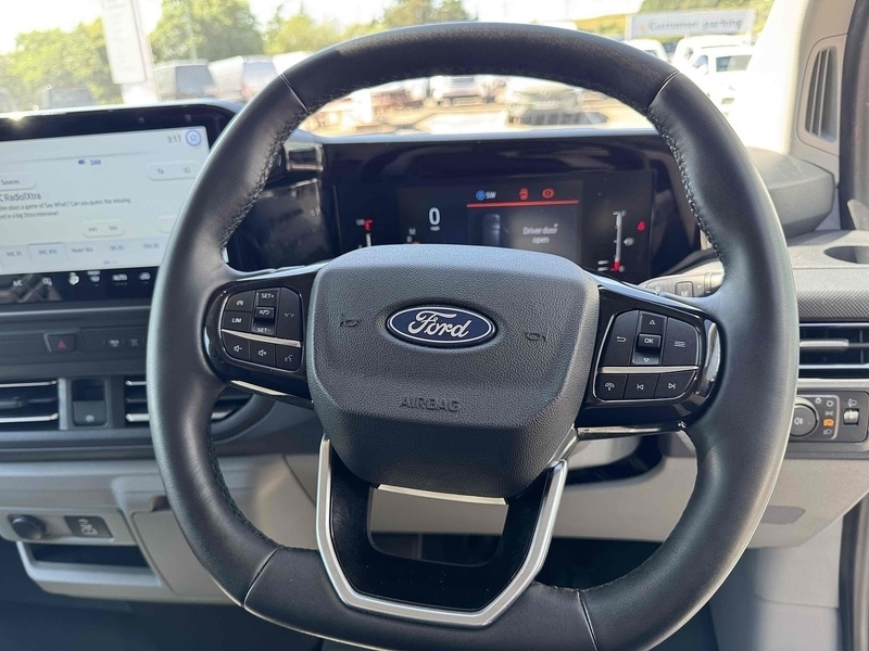 Used Ford Transit Custom 2024 for sale - 76418019: Photo 35