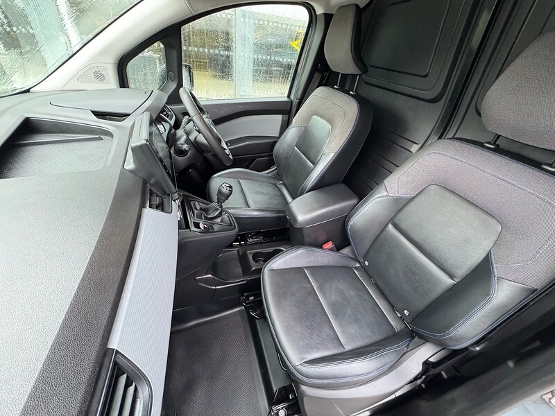 Used Nissan Other 2023 for sale - 78097528: Photo 8