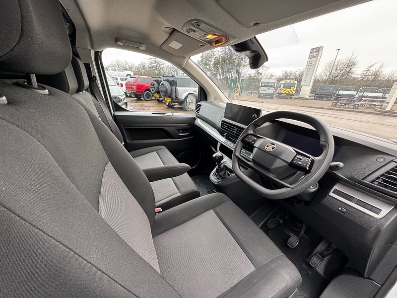 Used Vauxhall Vivaro 2024 for sale - 77502672: Photo 11