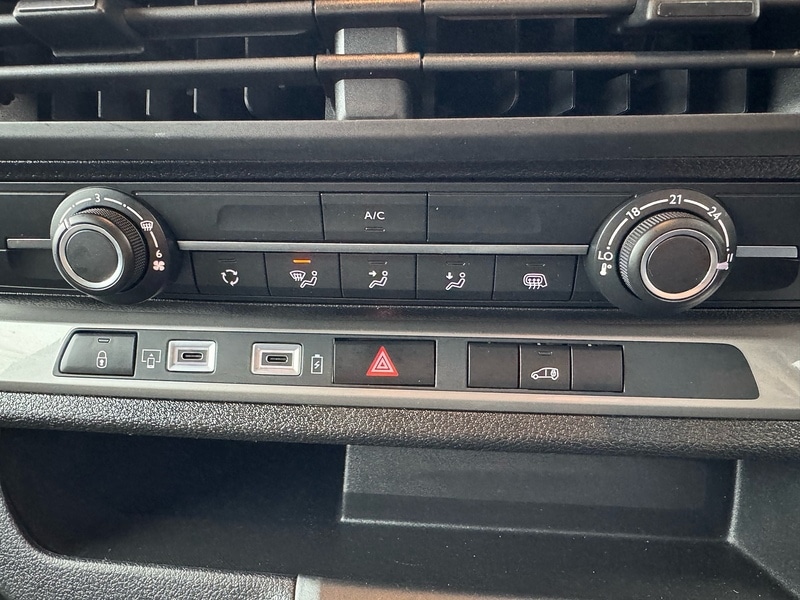 Used Vauxhall Vivaro 2024 for sale - 77502672: Photo 23