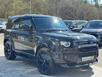 Used Land Rover Defender 2024 for sale - 78201287: Photo