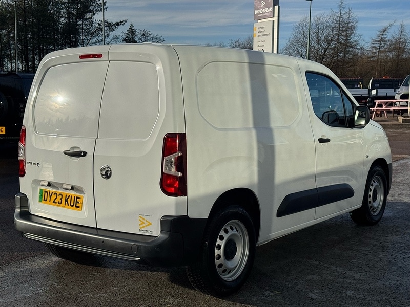 Used Vauxhall Combo 2023 for sale - 76962813: Photo 2