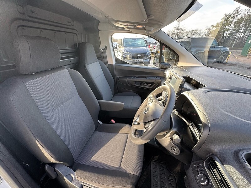 Used Vauxhall Combo 2023 for sale - 76962813: Photo 27