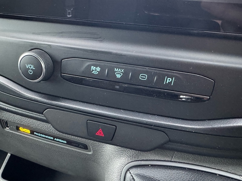 Used Ford Transit for sale - 77260860: Photo 34