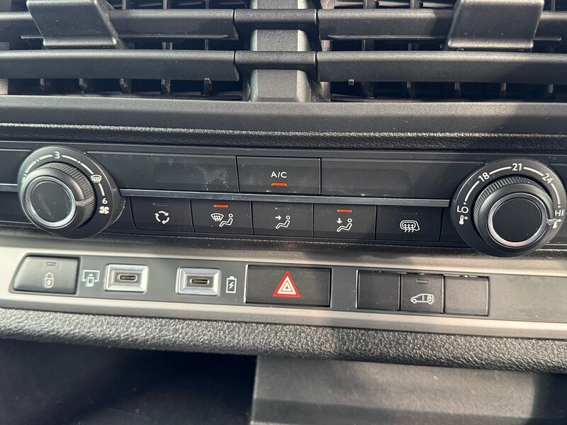 Used Vauxhall Vivaro 2024 for sale - 77379171: Photo 16