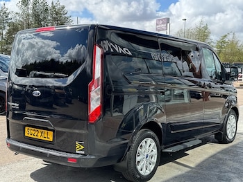 Used Ford Tourneo Custom 2022 for sale - 78228239: Photo