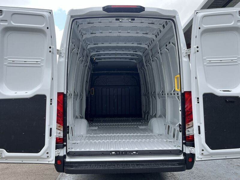 Used Iveco Daily for sale - 76106351: Photo 12