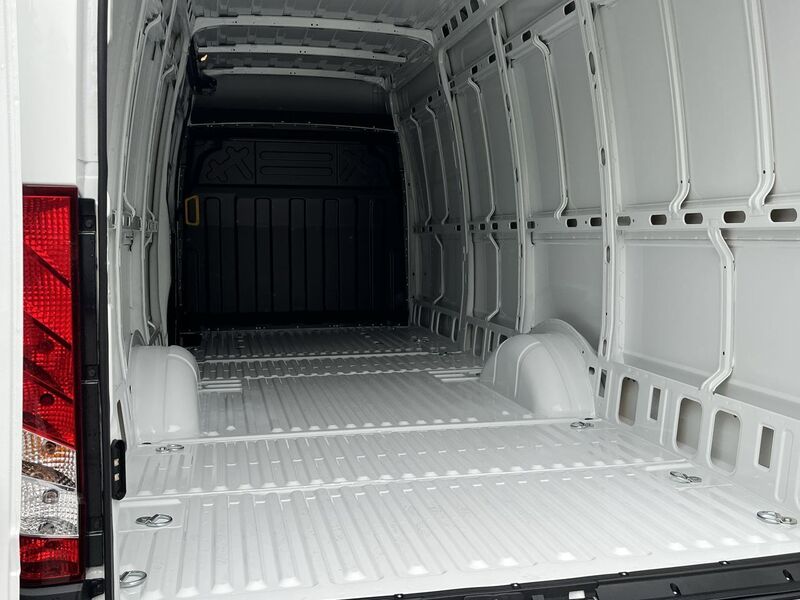 Used Iveco Daily for sale - 76106351: Photo 13