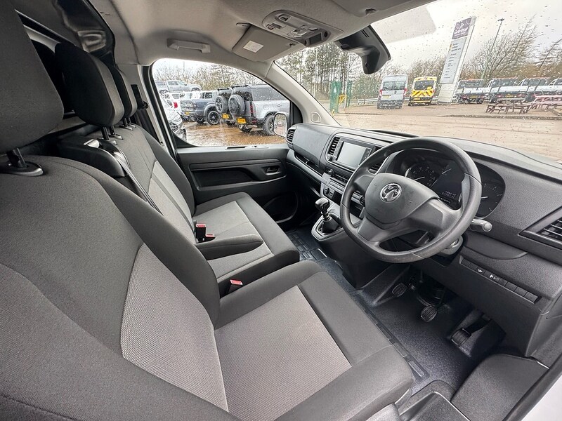Used Vauxhall Vivaro 2023 for sale - 77622040: Photo 11