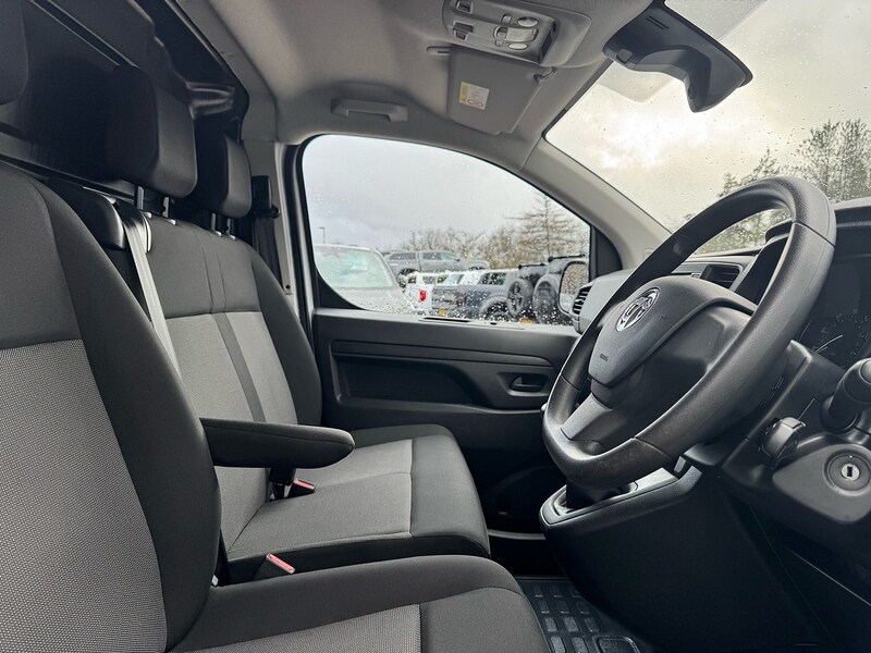 Used Vauxhall Vivaro 2023 for sale - 77622040: Photo 6