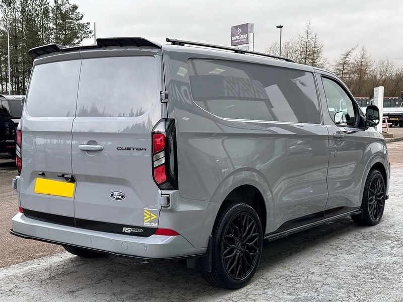 Used Ford Transit Custom 2024 for sale - 77303132: Photo 2