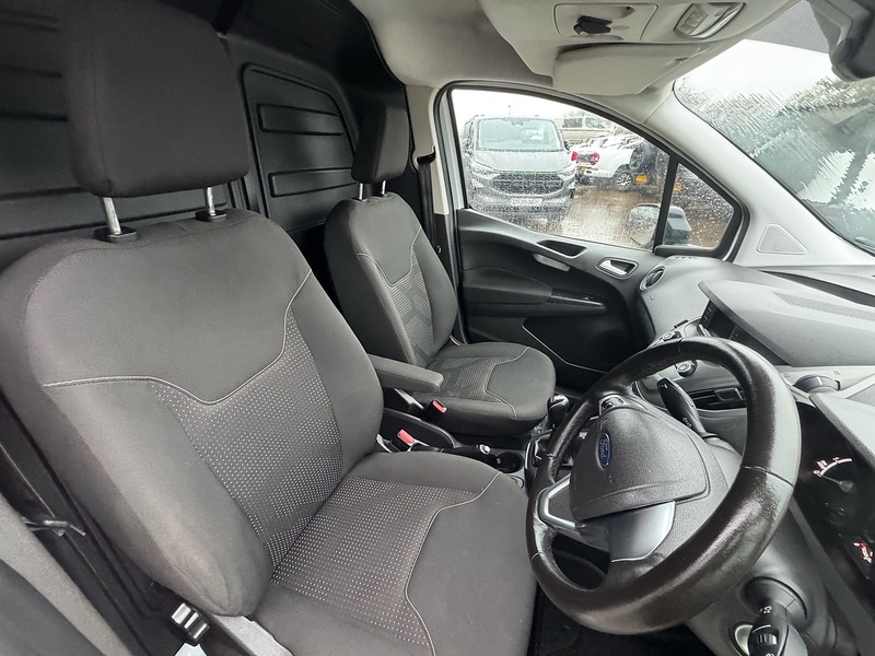 Used Ford Transit Courier 2023 for sale - 77276977: Photo 23