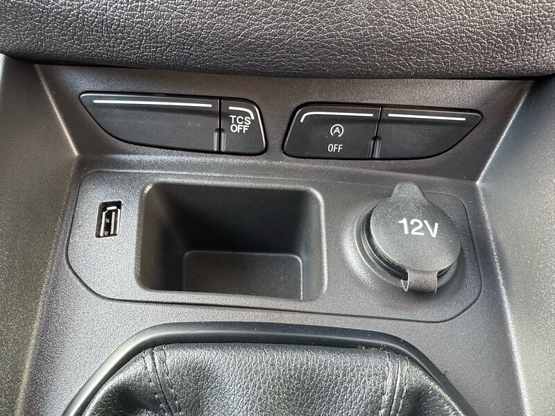 Used Ford Transit Courier 2023 for sale - 77276977: Photo 30