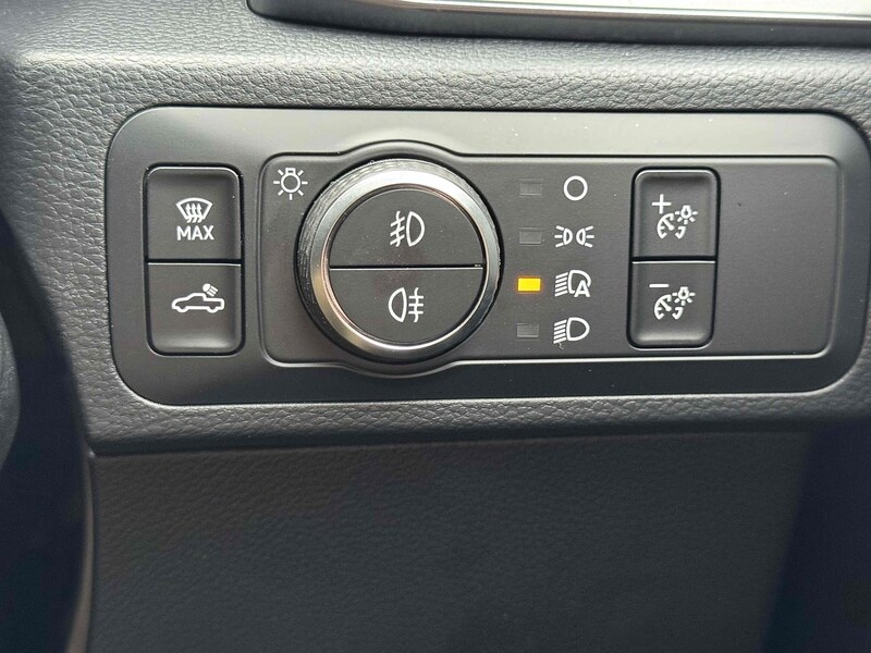 Vehicle 33