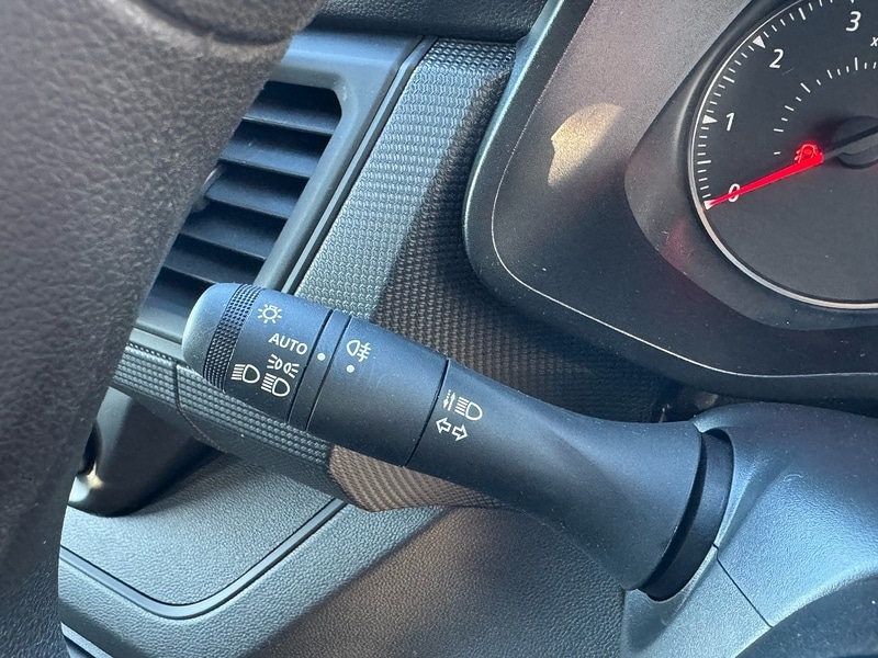 Used Renault Trafic 2023 for sale - 76694306: Photo 38