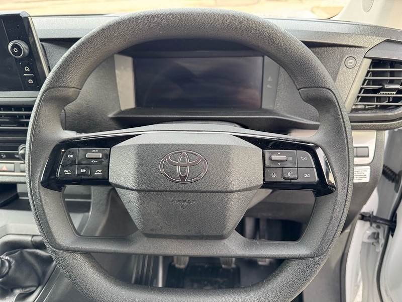 Used Toyota ProAce 2024 for sale - 77651165: Photo 13
