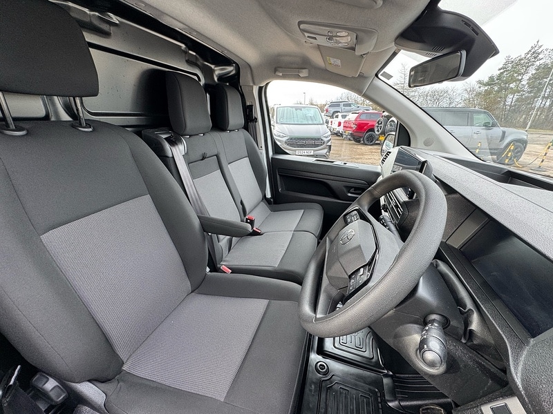 Used Toyota ProAce 2024 for sale - 77651165: Photo 17