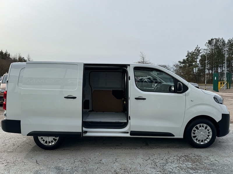 Used Toyota ProAce 2024 for sale - 77651165: Photo 23