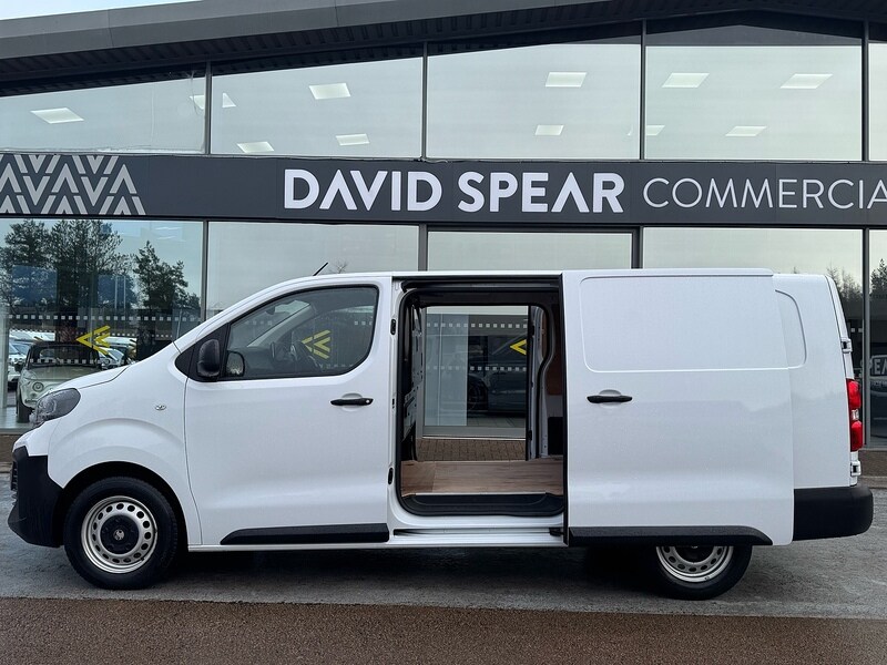 Used Vauxhall Vivaro 2024 for sale - 77379174: Photo 24