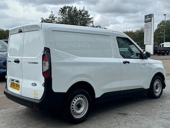 Used Ford Transit Courier 2024 for sale - 79562140: Photo
