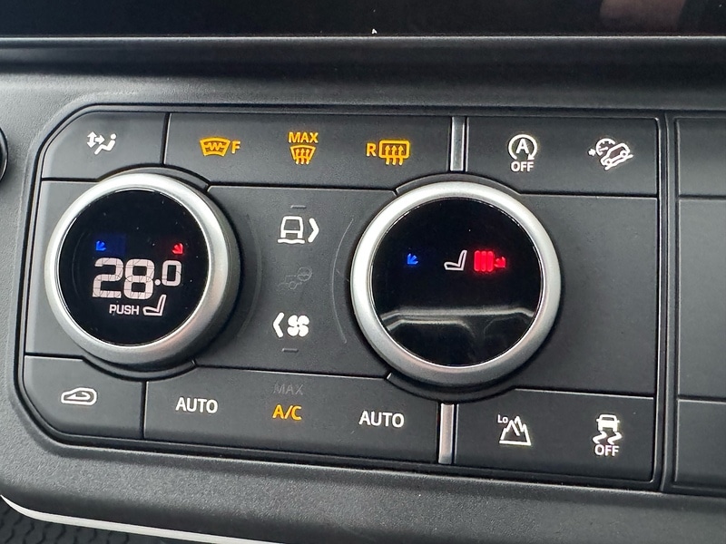 Used Land Rover Defender 110 2026 for sale - 77208495: Photo 21