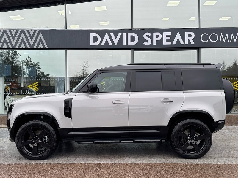 Used Land Rover Defender 110 2026 for sale - 77208495: Photo 22