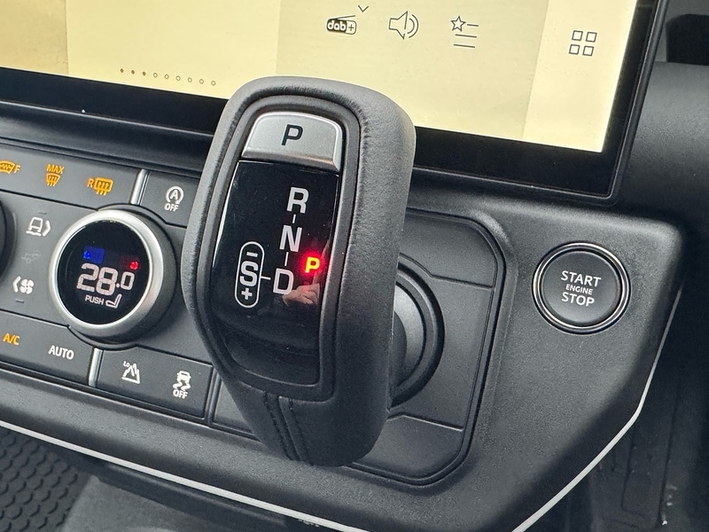 Used Land Rover Defender 110 2026 for sale - 77208495: Photo 26