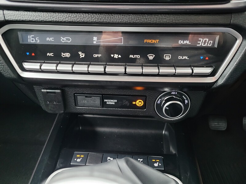 Used Isuzu D-Max 2023 for sale - 76346083: Photo 10