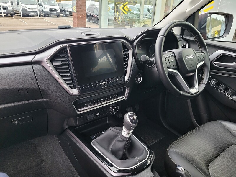 Used Isuzu D-Max 2023 for sale - 76346083: Photo 21