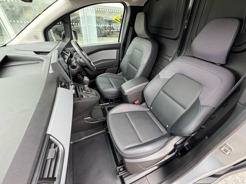 Used Nissan Other 2024 for sale - 76712080: Photo 18