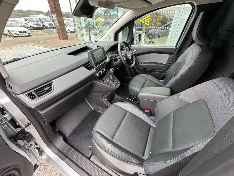 Used Nissan Other 2024 for sale - 76712080: Photo 19