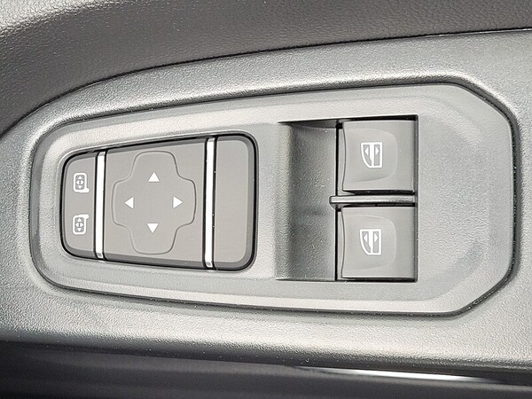 Used Renault Trafic 2025 for sale - 76267499: Photo 16