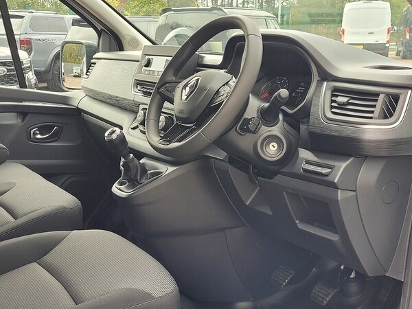 Used Renault Trafic 2025 for sale - 76267499: Photo 32