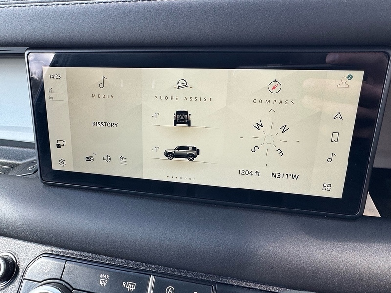 Used Land Rover Defender 2024 for sale - 78083734: Photo 22