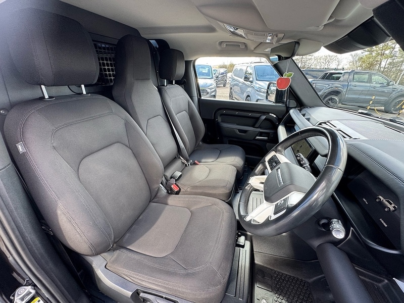 Used Land Rover Defender 2024 for sale - 78083734: Photo 29