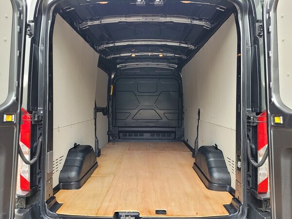 Used Ford Transit 2023 for sale - 76236257: Photo 32