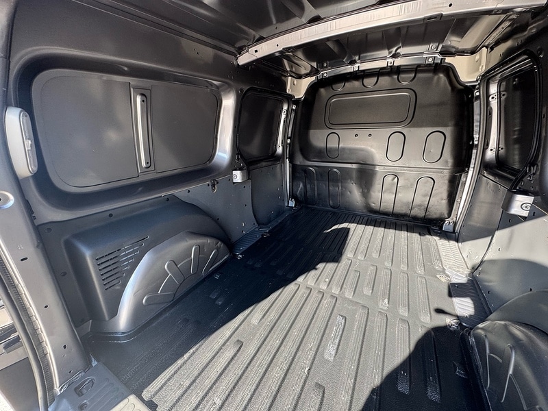 Used Nissan NV250 2021 for sale - 77947057: Photo 14