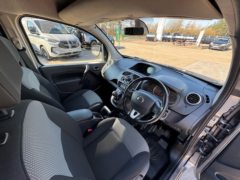 Used Nissan NV250 2021 for sale - 77947057: Photo 17