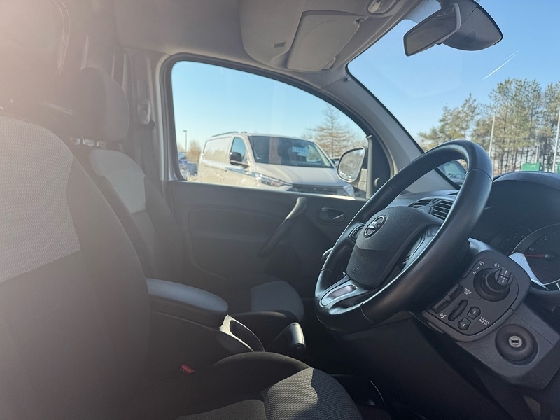 Used Nissan NV250 2021 for sale - 77947057: Photo 6