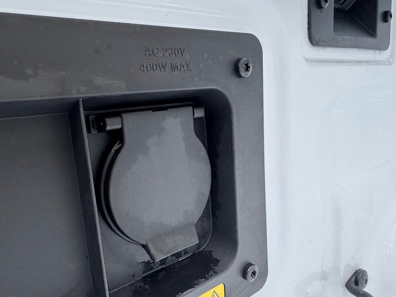 Used Volkswagen Amarok 2024 for sale - 76547383: Photo 10