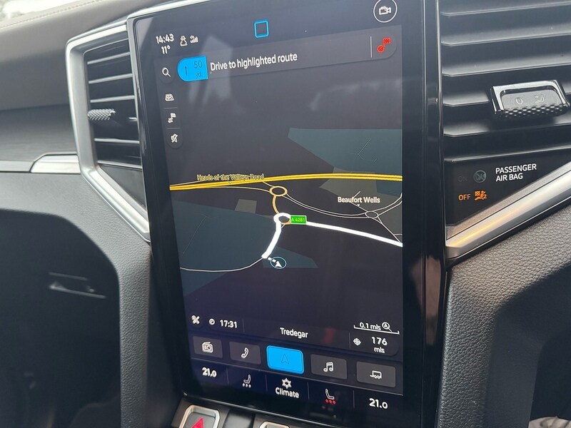 Used Volkswagen Amarok 2024 for sale - 76547383: Photo 32