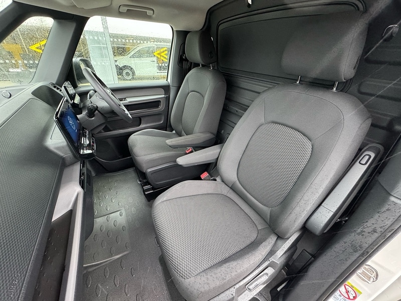 Used Volkswagen ID.Buzz 2024 for sale - 76547382: Photo 24